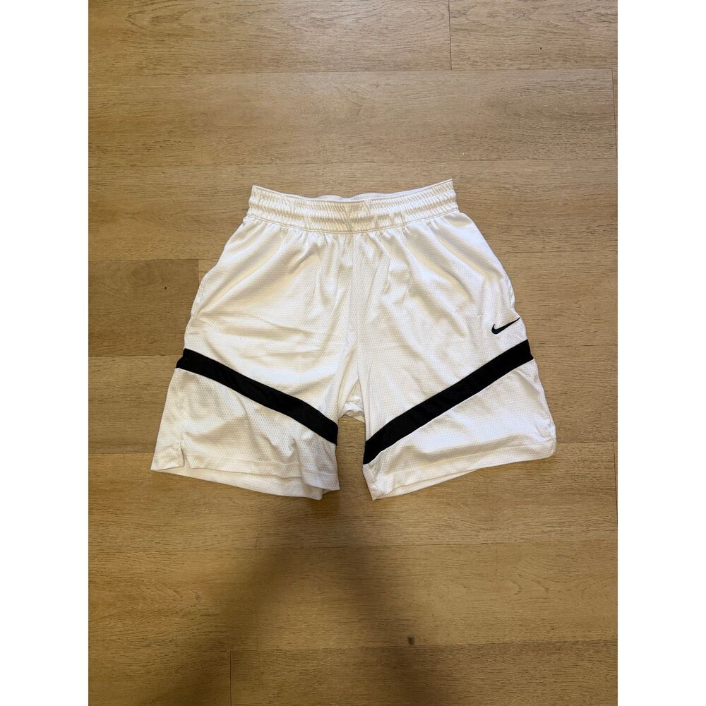 nike white y2k vintage shorts 🩳